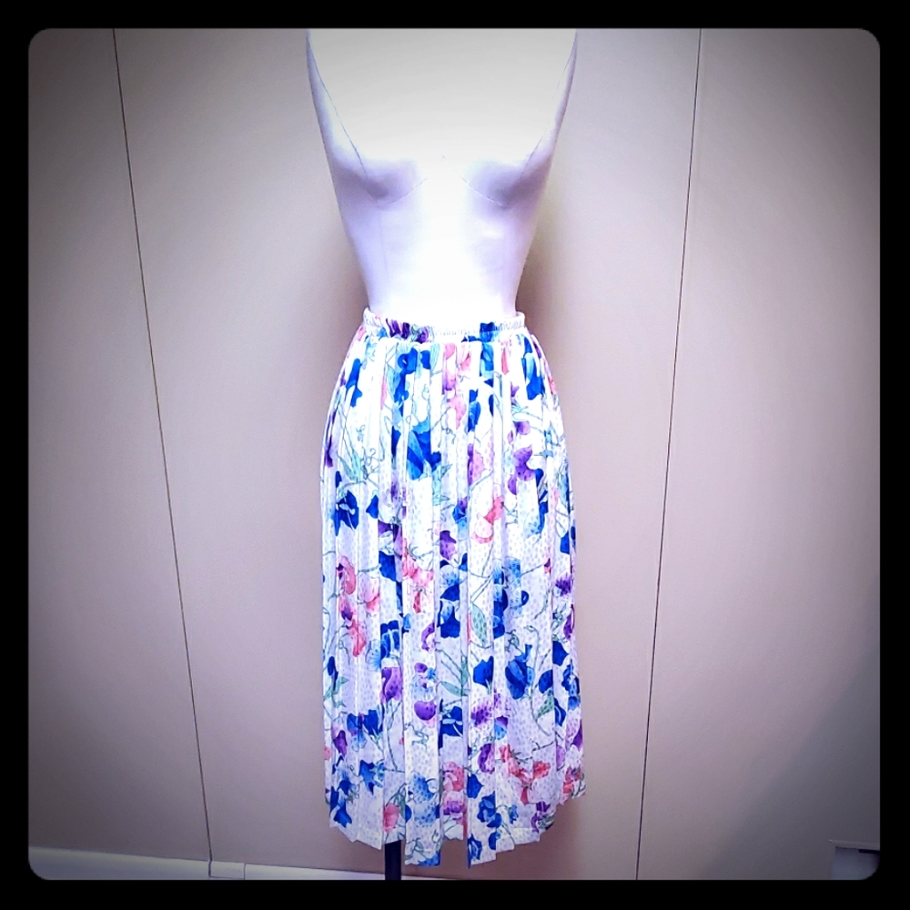 Vintage floral skirt